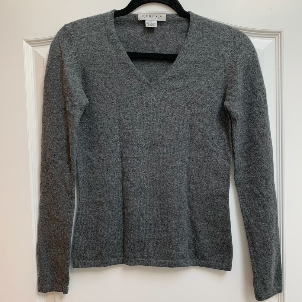 XS Gray 100% Cashmere Sweater